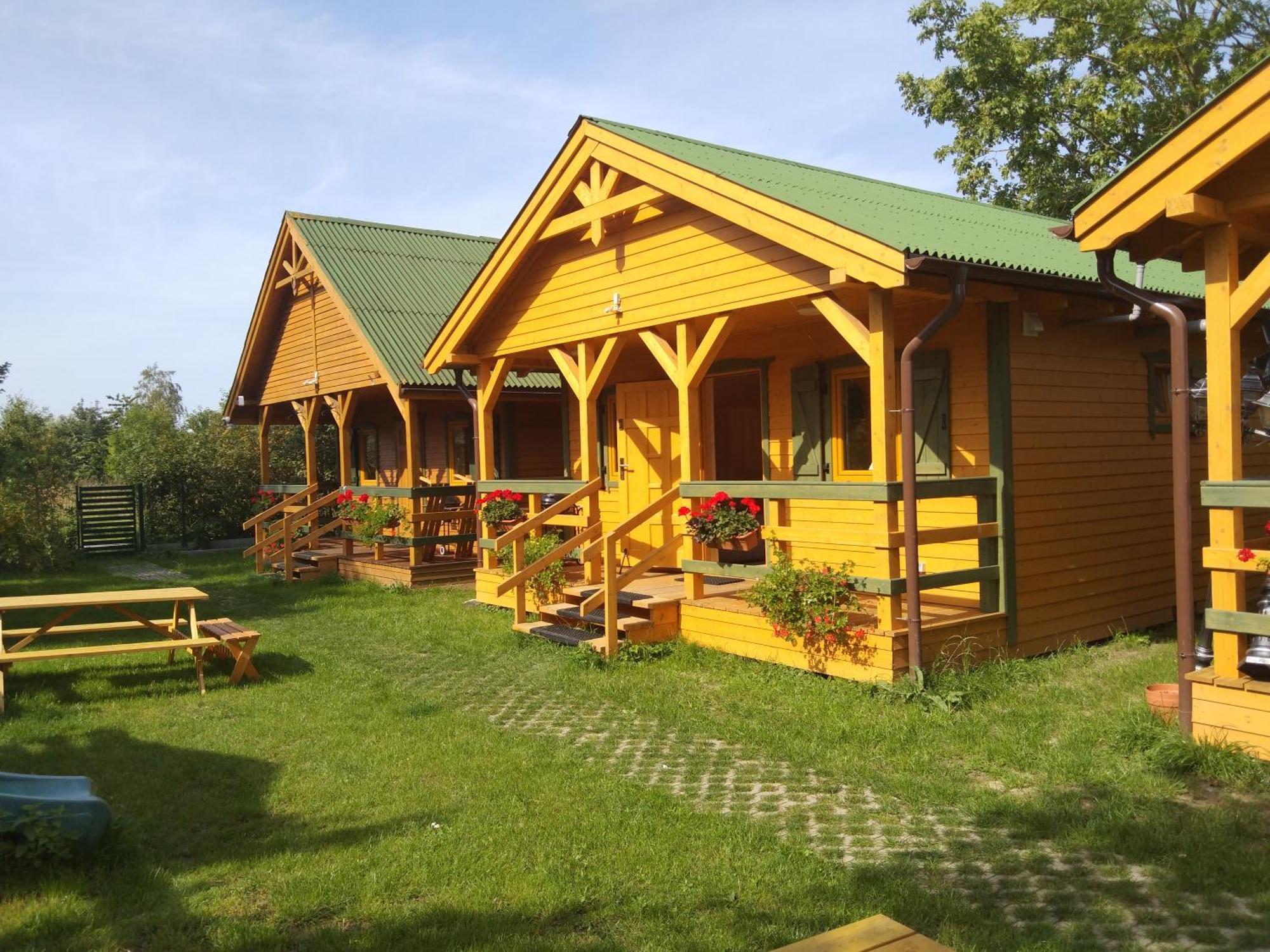Domek Drewniany Nad Morzem Caloroczny Ustronie Morskie Exterior photo